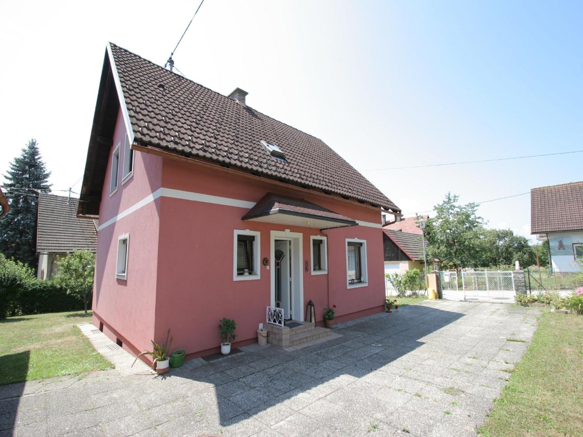 Modern Apartment With Garden Near The Petzen Ski Area In Eberndorf Carinthia Exterior foto