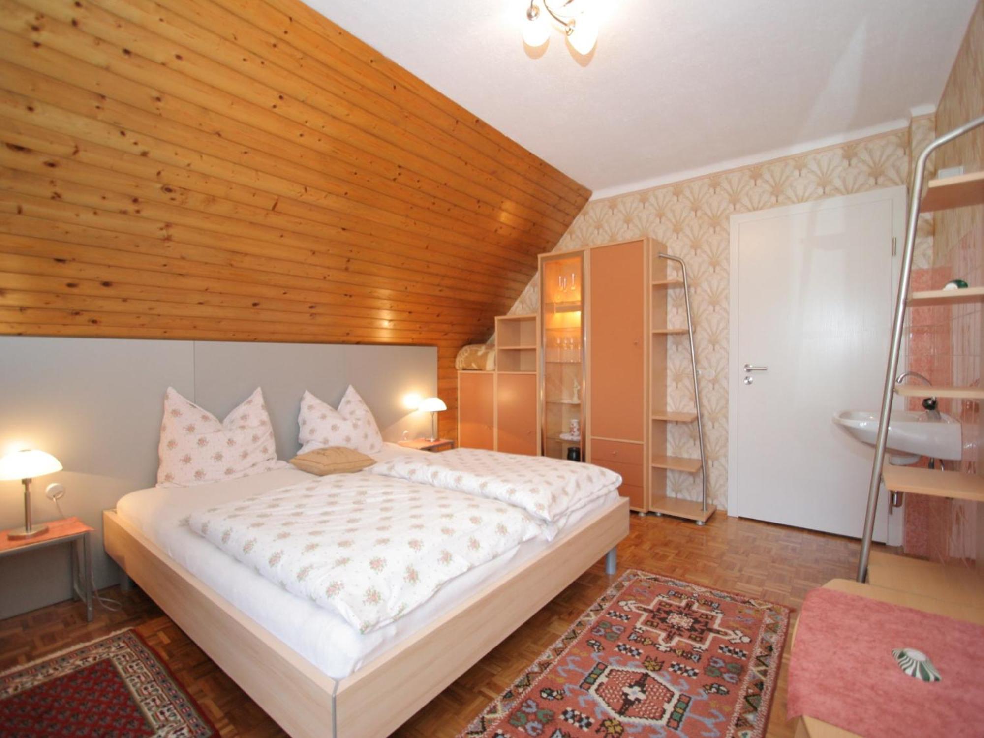 Modern Apartment With Garden Near The Petzen Ski Area In Eberndorf Carinthia Exterior foto